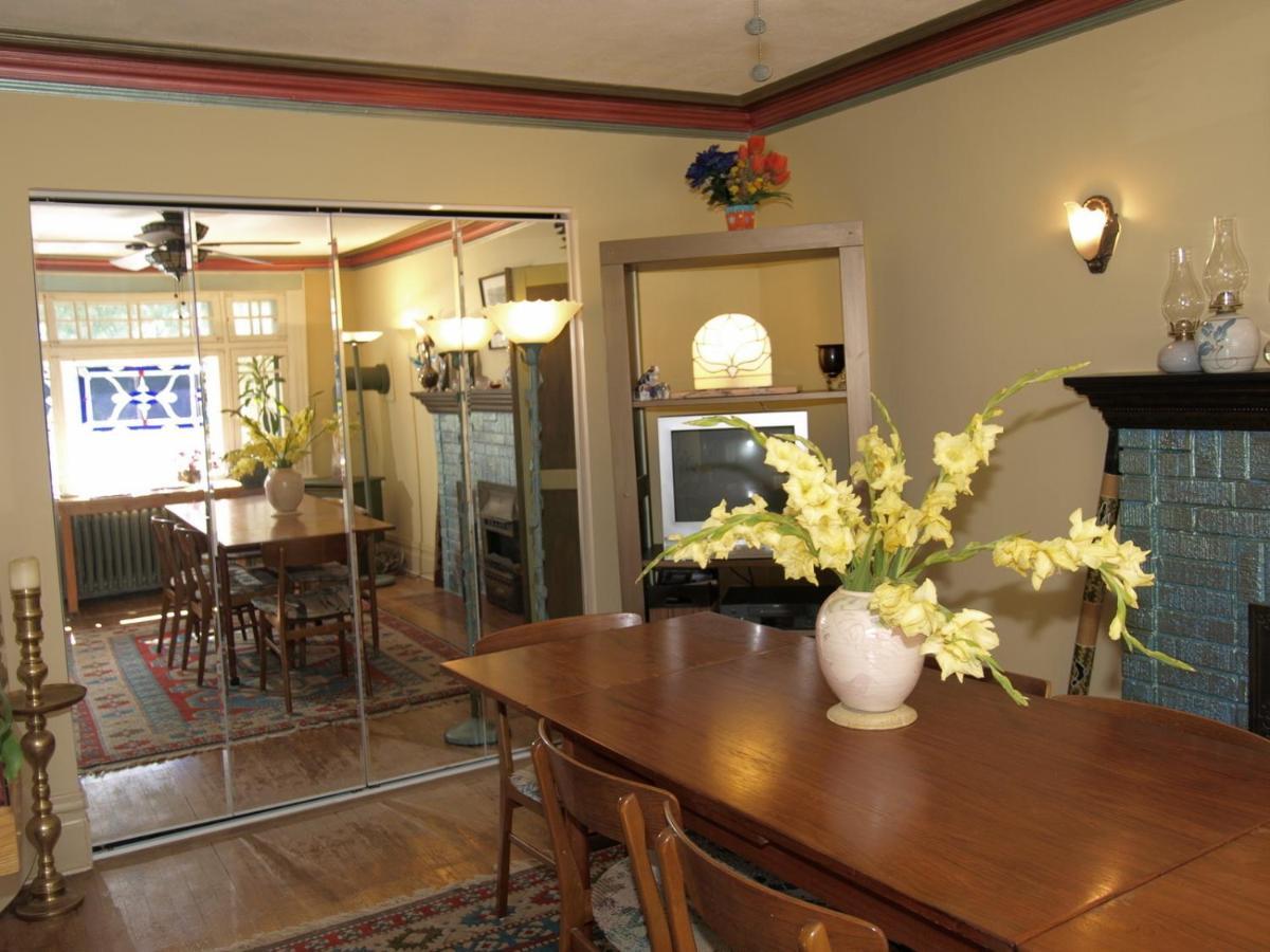 ดาวน์ทาวน์ เบด แอนด์ เบรคฟาสต์ Bed & Breakfast ออตตาวา ภายนอก รูปภาพ