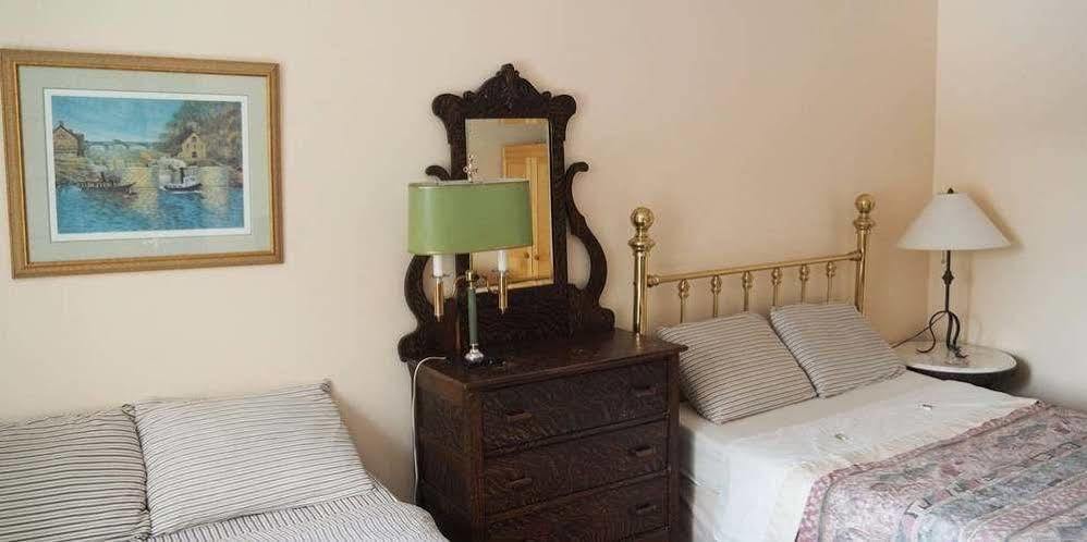 ดาวน์ทาวน์ เบด แอนด์ เบรคฟาสต์ Bed & Breakfast ออตตาวา ภายนอก รูปภาพ