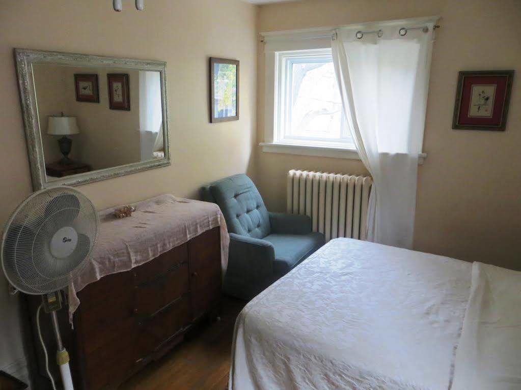 ดาวน์ทาวน์ เบด แอนด์ เบรคฟาสต์ Bed & Breakfast ออตตาวา ภายนอก รูปภาพ
