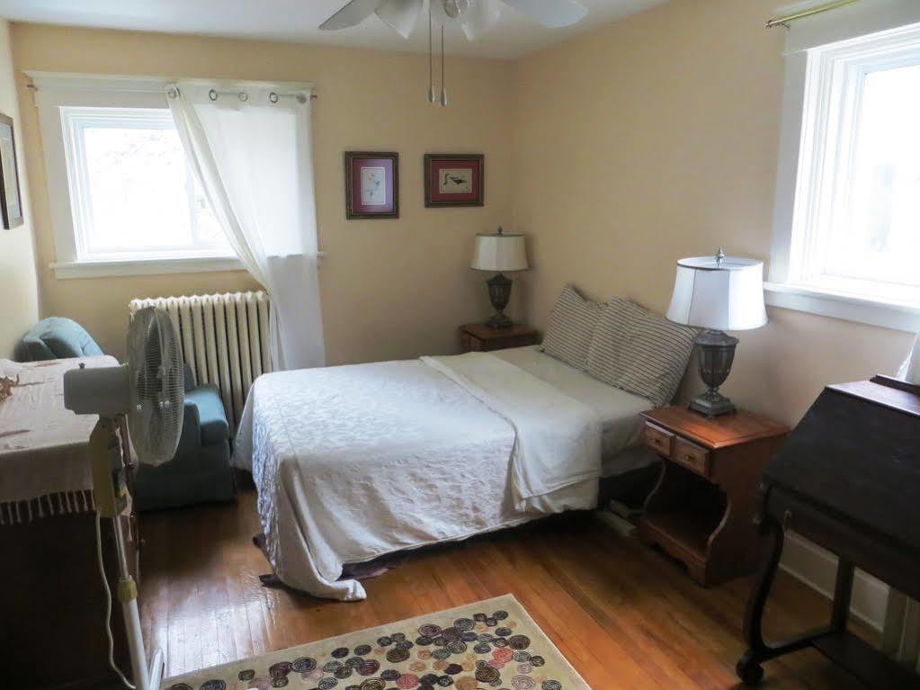 ดาวน์ทาวน์ เบด แอนด์ เบรคฟาสต์ Bed & Breakfast ออตตาวา ภายนอก รูปภาพ