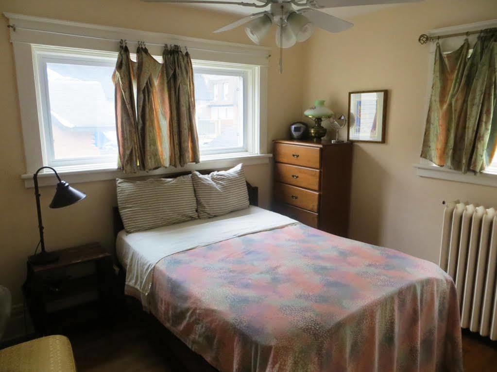 ดาวน์ทาวน์ เบด แอนด์ เบรคฟาสต์ Bed & Breakfast ออตตาวา ภายนอก รูปภาพ